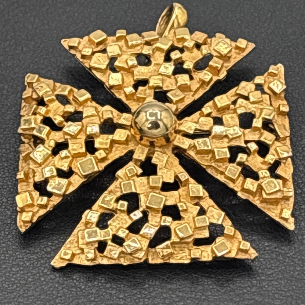 Marcel Boucher Brooch Pendant Vintage Gold Tone Maltese Signed